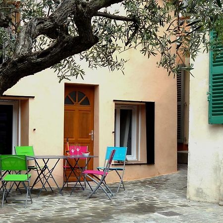 Lou Brigadou Apartment Saint-Raphaël Екстериор снимка